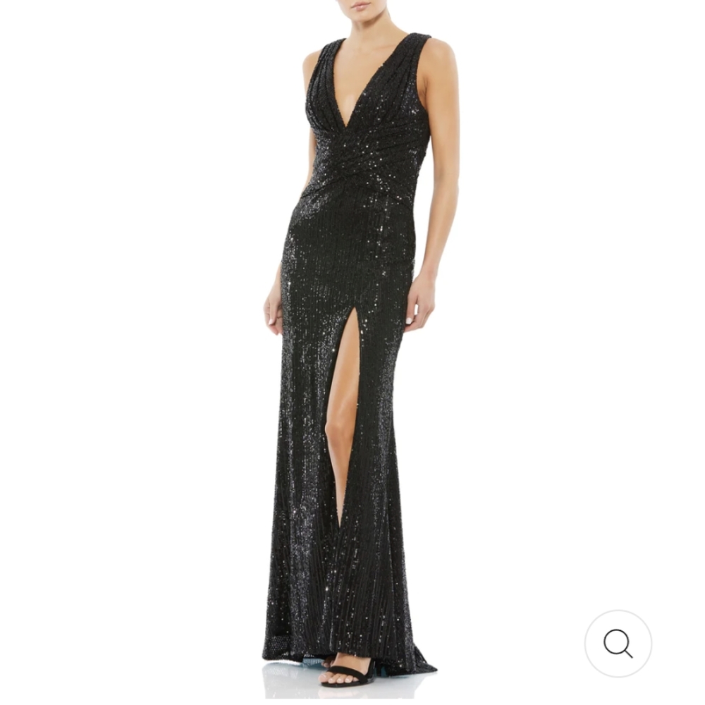 Mac Duggal V-NECK SEQUIN WRAP WAIST GOWN Black Size 10